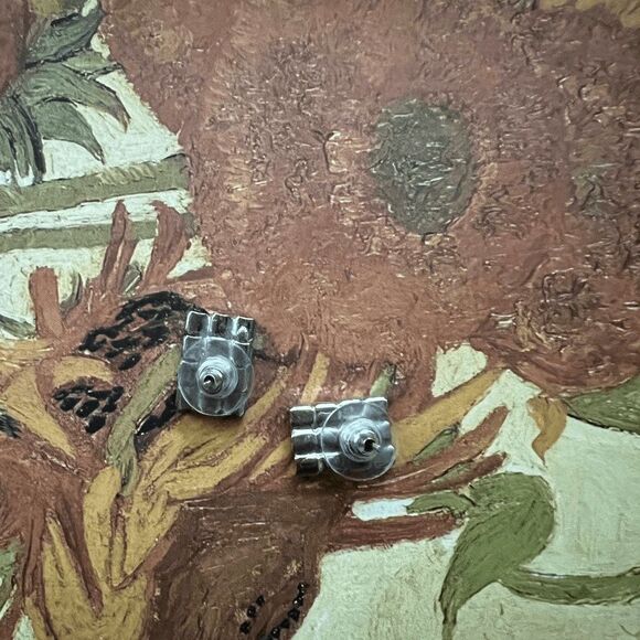 sparkly vtg 80s unmarked glam rhinestone rectangle pierced earrings small stud - Picture 7 of 7